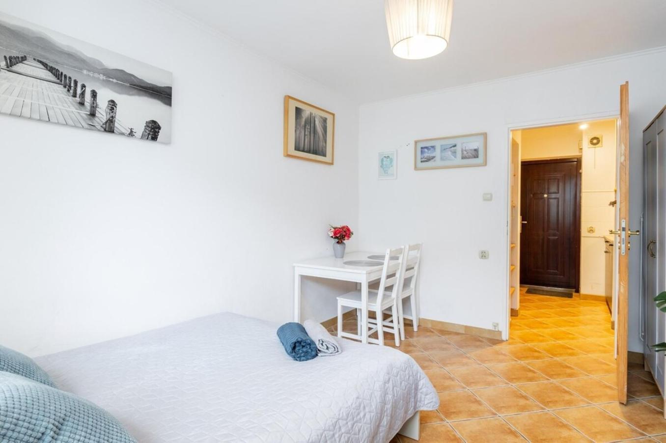 Cinnamon Apartment Metro Swietokrzyska 华沙 外观 照片